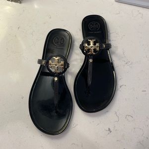 Tory burch mini miller jelly thong sandal